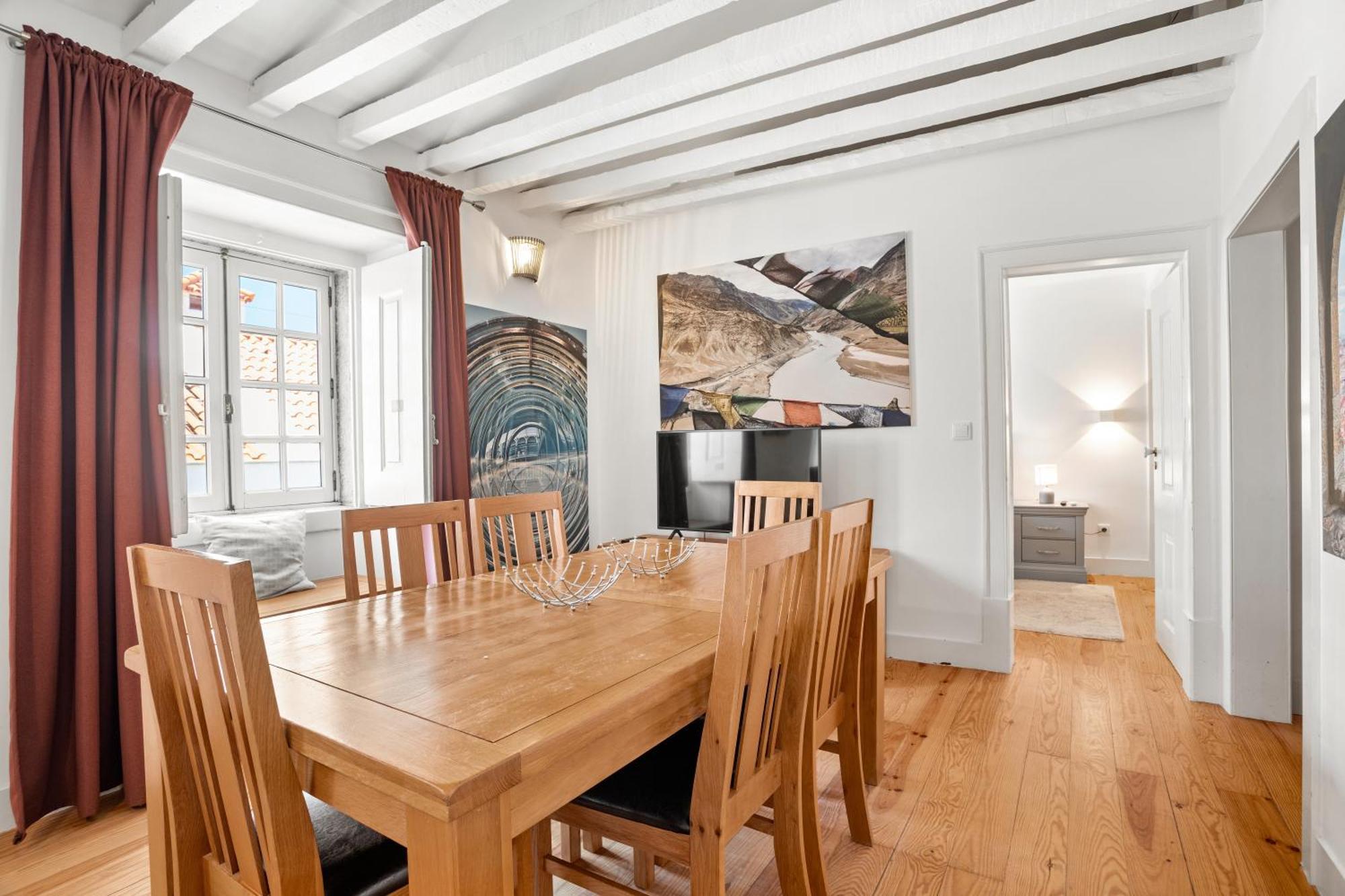 Spacious & Luxurious Penthouse In The Heart Of * Lisbon